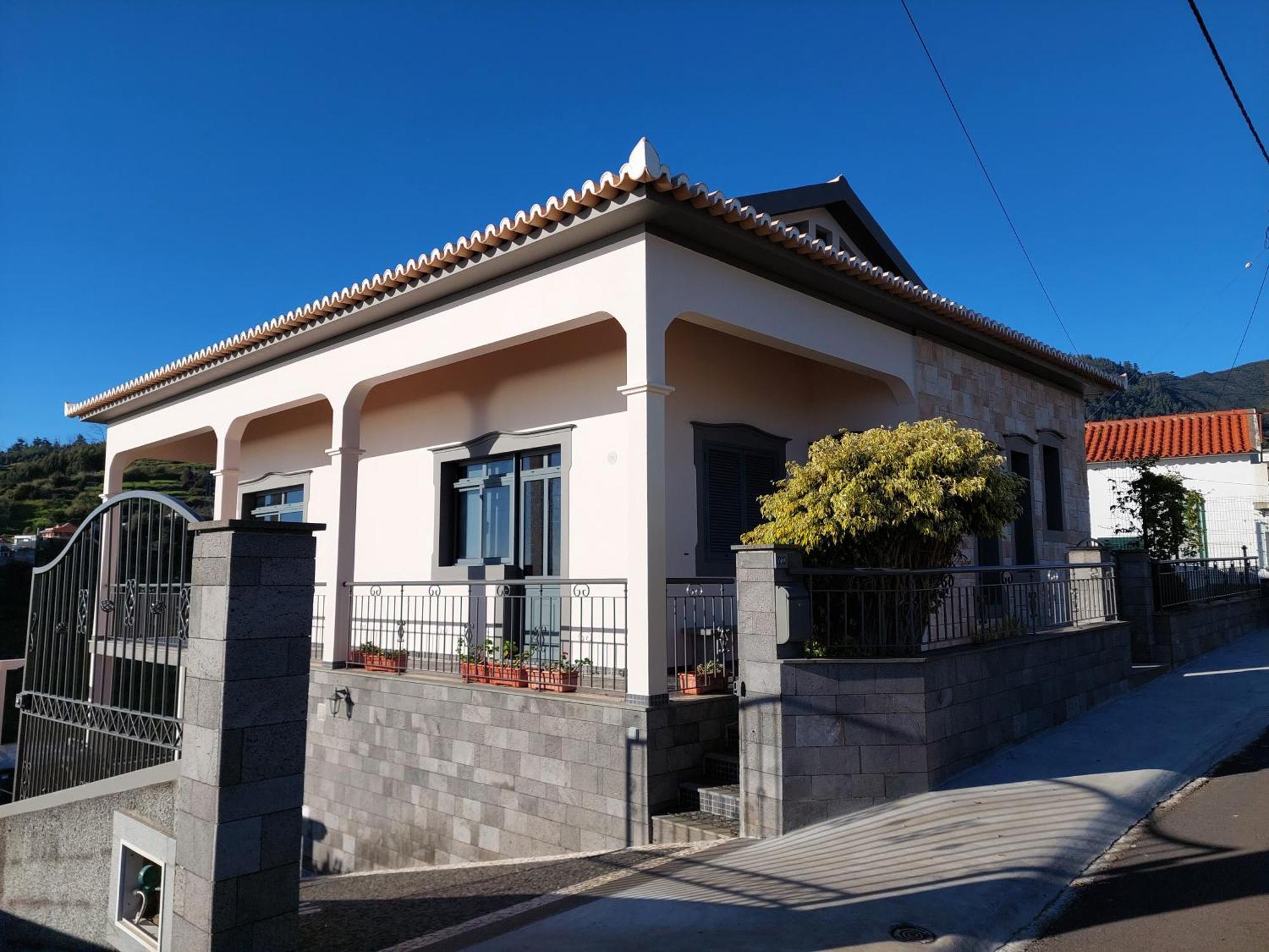 Casa Do Vale Da Estrela Apartment Calheta  Exterior photo